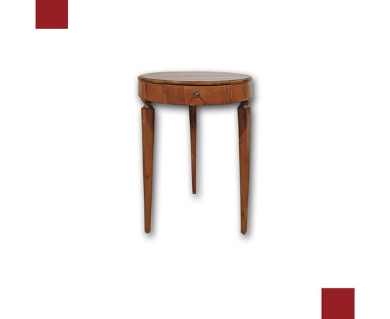 LOUIS XVI WALNUT TABLE, SECOND HALF OF THE 18TH CENTURY