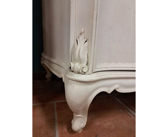 Painted 4-door wardrobe