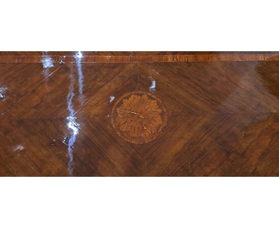 INLAID CHEST OF DRAWERS - LOMBARDY - LOUIS XVI INLAID CHEST OF DRAWERS - LOMBARDY - LOUIS XVI