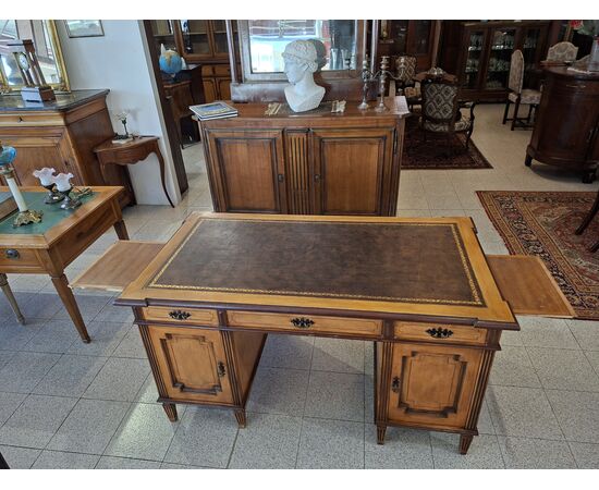 Larch desk Larch desk