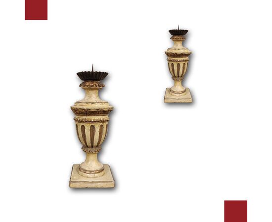 PAIR OF LACQUERED AND GILDED CANDELABRA, SECOND HALF OF THE 18TH CENTURY PAIR OF LACQUERED AND GILDED CANDELABRA, SECOND HALF OF THE 18TH CENTURY