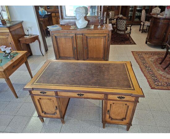 Larch desk Larch desk