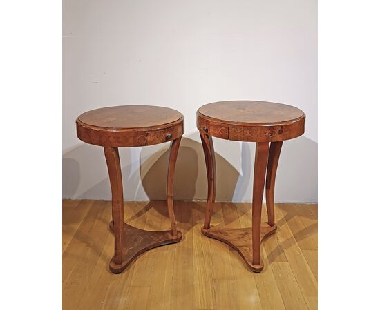 PAIR OF DIRECTOIRE STYLE MARQUETRY TABLES, LATE 18TH CENTURY