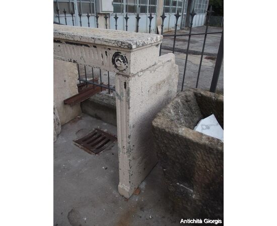 CAMINO IN PIETRA DELLA BORGOGNA STILE LUIGI XVI