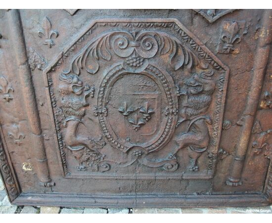 ANTICA PIASTRA DA CAMINO IN GHISA EPOCA 700 cm 87xH89xP5 ANTICA PIASTRA DA CAMINO IN GHISA EPOCA 700 cm 87xH89xP5