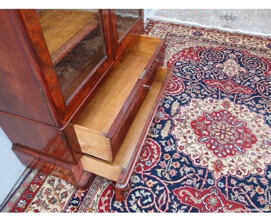 PICCOLA LIBRERIA A DUE PORTE IN PIUMA DI MOGANO STILE CARLO X FRANCIA RESTAURATA cm L98xP38xH203 PICCOLA LIBRERIA A DUE PORTE IN PIUMA DI MOGANO STILE CARLO X FRANCIA RESTAURATA cm L98xP38xH203