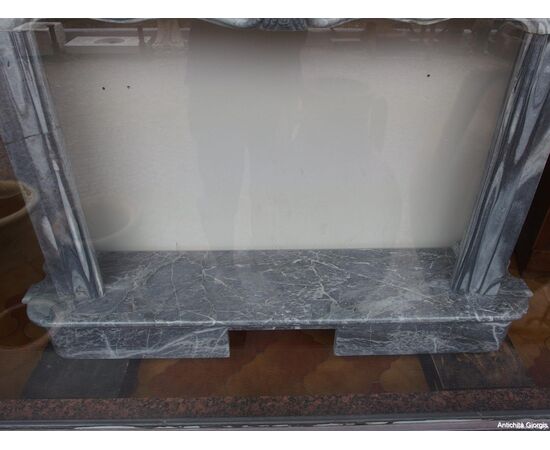 CAMINO IN MARMO EPOCA 700 PIEMONTESE CAMINO IN MARMO EPOCA 700 PIEMONTESE