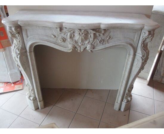CARVED WHITE CARRARA MARBLE FIREPLACE LOUIS XV STYLE FRANCE cm L132xP43xH109