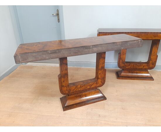 Coppia di grandi console art deco razionaliste in noce e radica anno 1930 Coppia di grandi console art deco razionaliste in noce e radica anno 1930