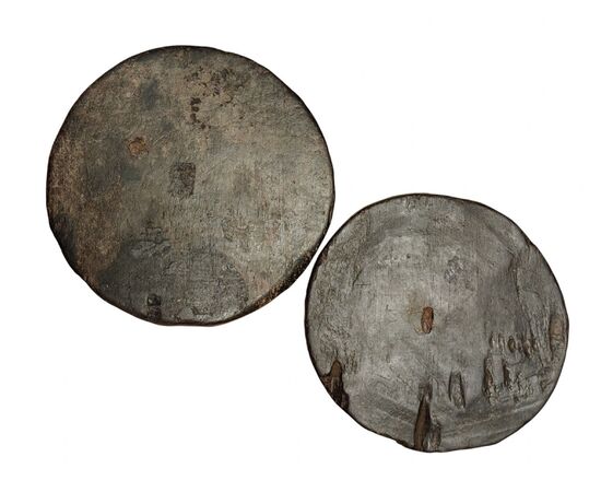 Due marche in legno Alpigiane fine XVIII-inizio XIX secolo Due marche in legno Alpigiane fine XVIII-inizio XIX secolo