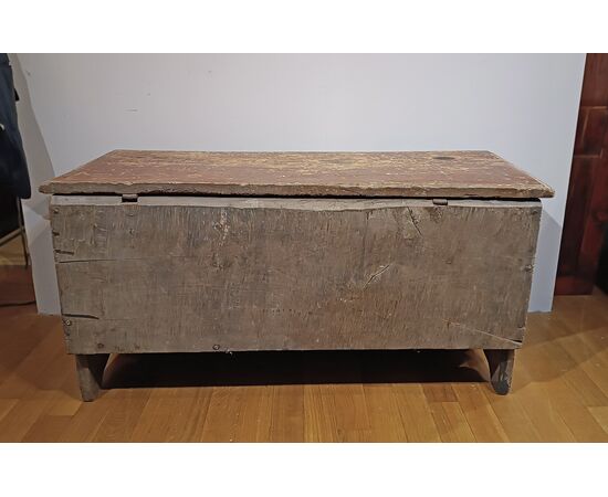 PAINTED CHEST, SECOND HALF OF THE 17TH CENTURY PAINTED CHEST, SECOND HALF OF THE 17TH CENTURY