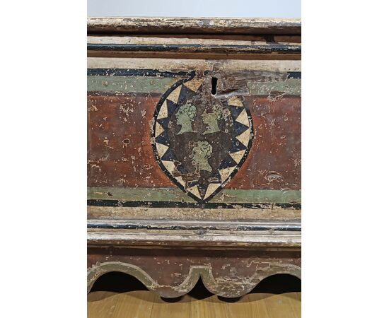 PAINTED CHEST, SECOND HALF OF THE 17TH CENTURY PAINTED CHEST, SECOND HALF OF THE 17TH CENTURY