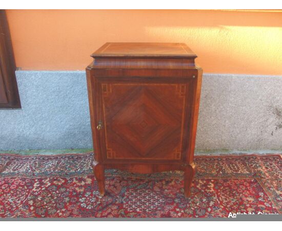 COMODINO NAPOLEONE III EPOCA 800