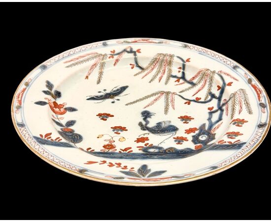 Majolica plate with 'ostrich' decoration. Felice Clerici manufacture. Milan.