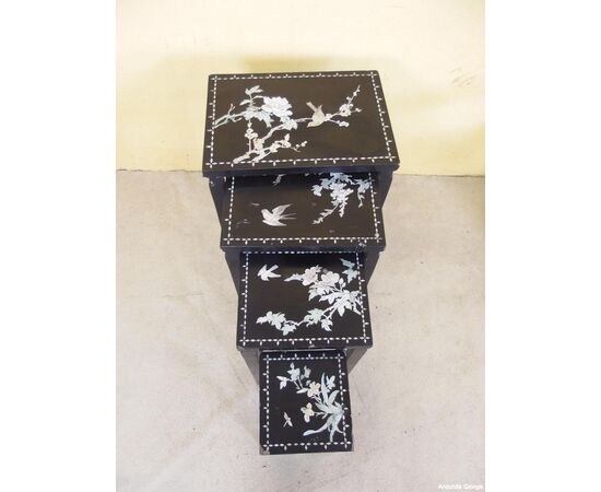 N. 4 TAVOLINI A SCOMPARSA LACCATI STILE CINA cm L48xP35xH69