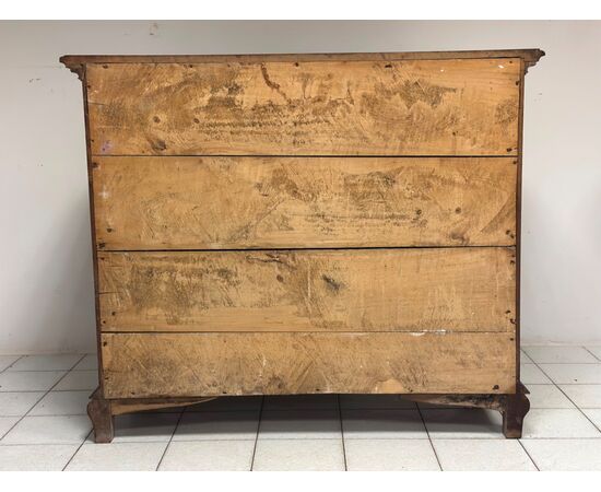 Lombard Louis XV chest of drawers. Milan early 1700s List price