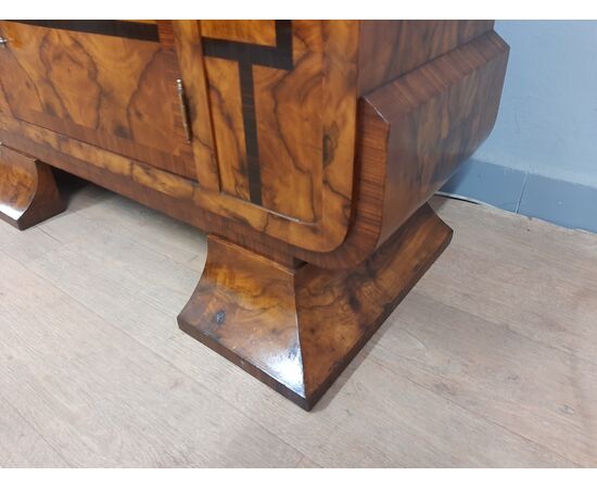 Art Deco walnut and burr walnut display cabinet, original from 1930-40