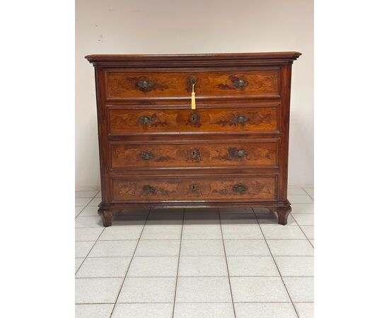 Lombard Louis XV chest of drawers. Milan early 1700s List price