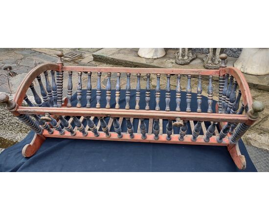 Rare Valsesian cradle in painted wood, 19th century