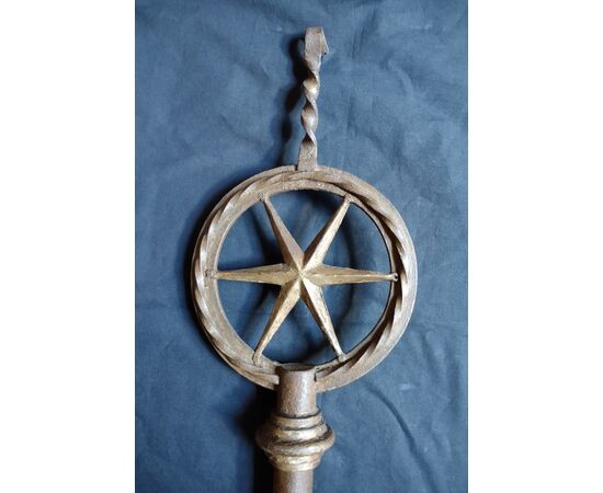 Splendid 18th-century locksmith sign, 61 cm