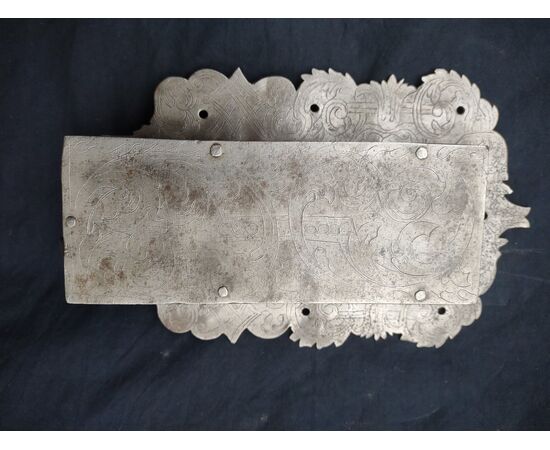 2 engraved cabinet locks with original keys