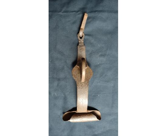 Large 16th-century iron knocker