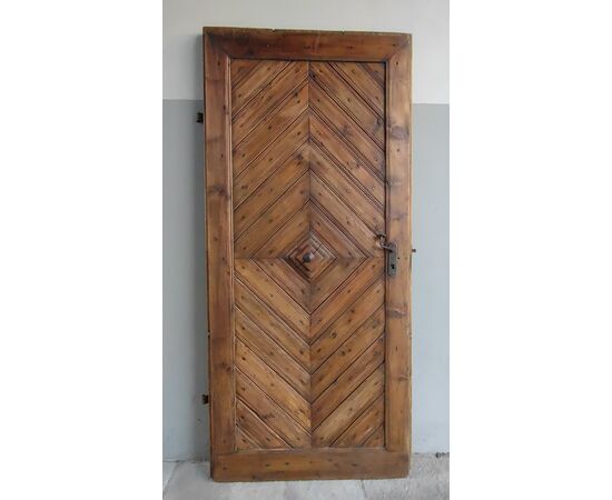 Rustic single-leaf door