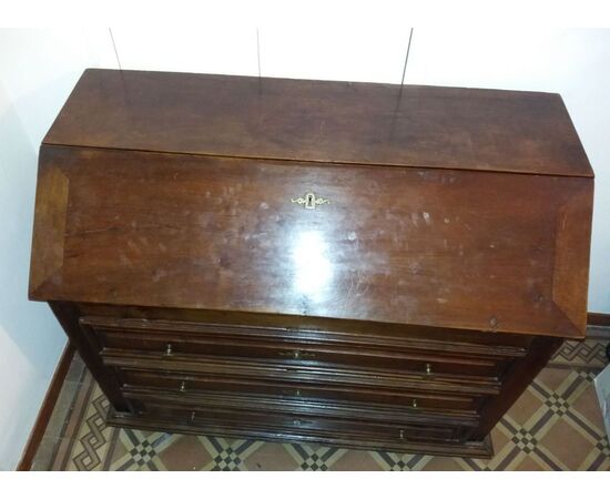 Piedmontese walnut drop-front desk