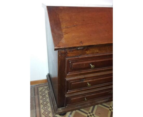 Piedmontese walnut drop-front desk