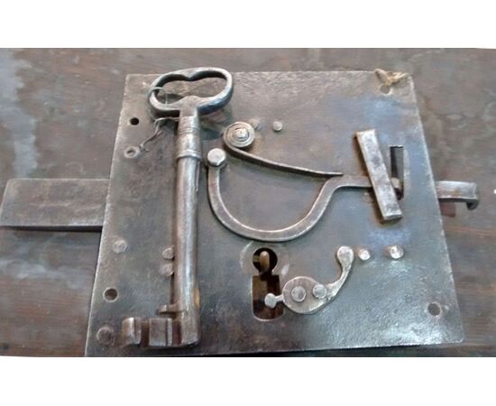 Serratura completa di bella chiave originale funzionante