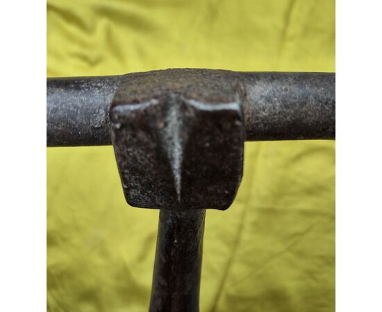 Impressive zoomorphic bolt, 17th century