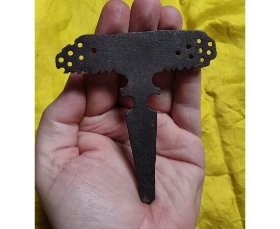 Rarità 2 attrezzi per la lavorazione del cuoio