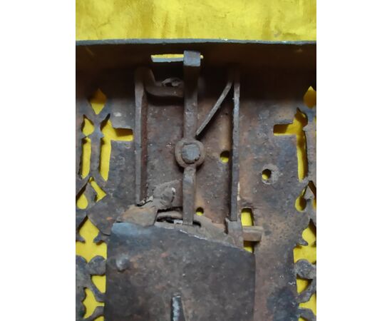 Splendid Gothic chest lock in wrought iron with dragon.