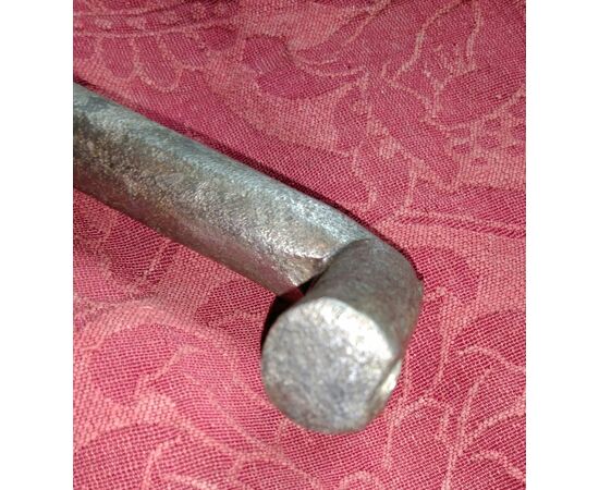 Battente in ferro spagnolo zoomorfo