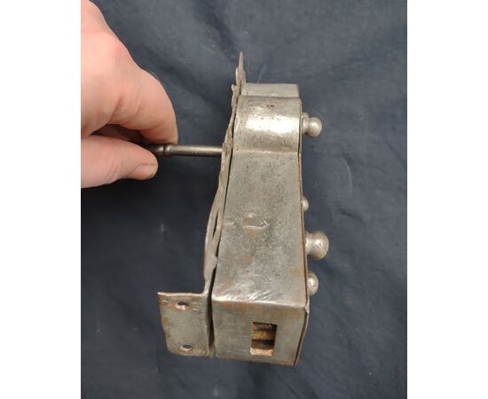 2 engraved cabinet locks with original keys