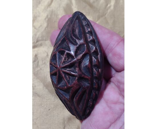 Marca da pane in bosso intagliato Piemonte