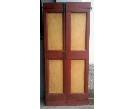 01 Rustic Venetian lacquered 2-door door