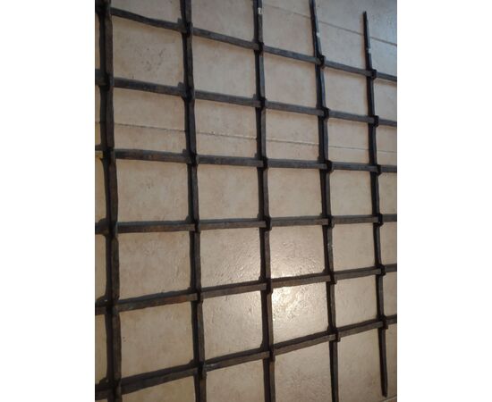 Splendid Lombard window grate from the 15th century