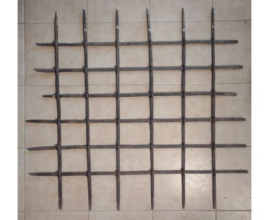 Splendid Lombard window grate from the 15th century