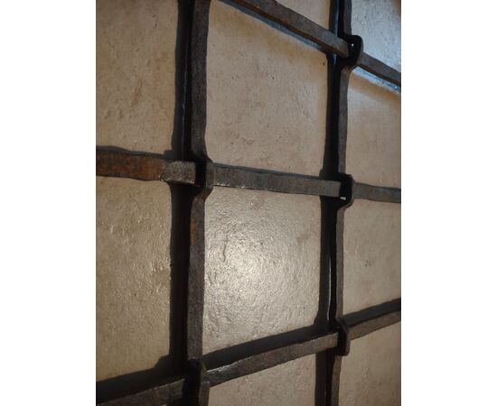 Splendid Lombard window grate from the 15th century