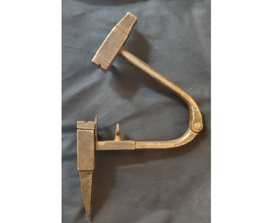 Attrezzo da lattoniere