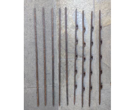 Splendid 15th-century Lombard window grate