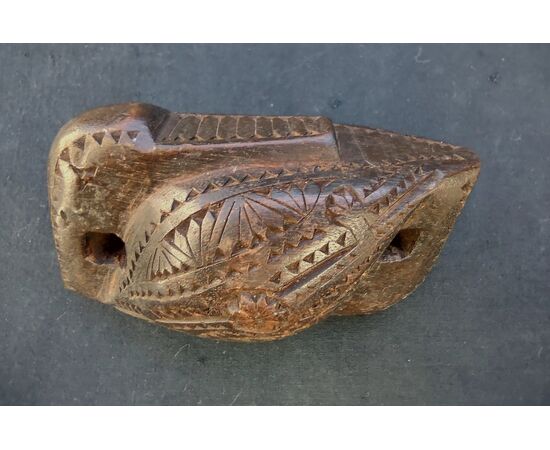 Marca da pane valdostana in legno inciso