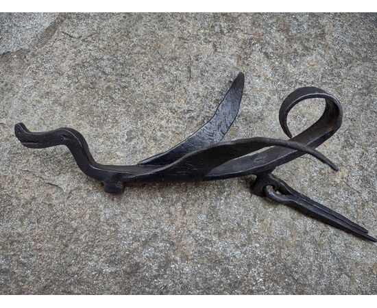 18th century dragon-shaped knocker