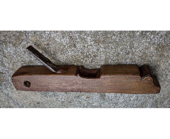 Softwood plane for making grooves, late 18th century