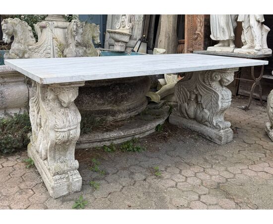 TAV326 - Tavolo in marmo con basamenti in pietra composta, misure cm L 200 x P 92 x H 71