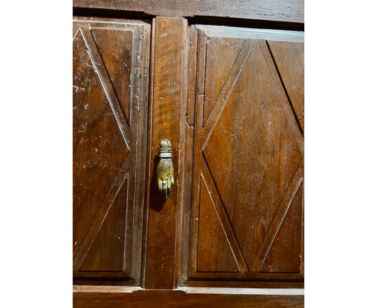 PTCI462 - Portoncino a un battente in noce, con pannelli scolpiti, epoca '700, misure cm L 92,5 x H 210