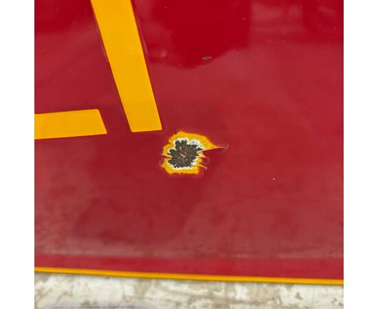 Antica insegna bombata Generali Assicurazioni smaltata. Mis 70 x cm 50 Antica insegna bombata Generali Assicurazioni smaltata. Mis 70 x cm 50