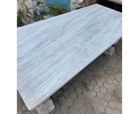 TAV326 - Tavolo in marmo con basamenti in pietra composta, misure cm L 200 x P 92 x H 71