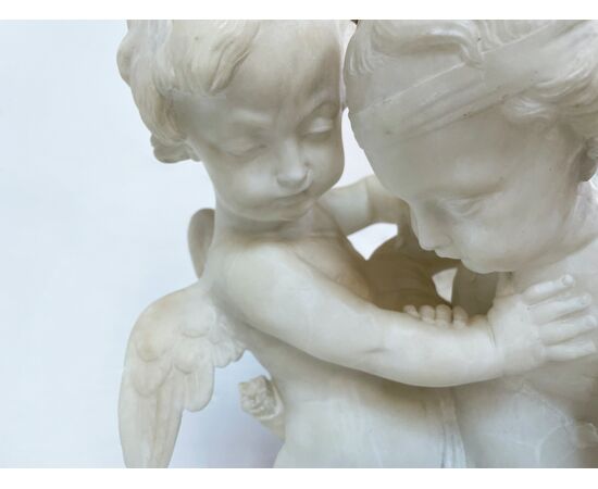 "Eros e Anteros" - scultura in alabastro